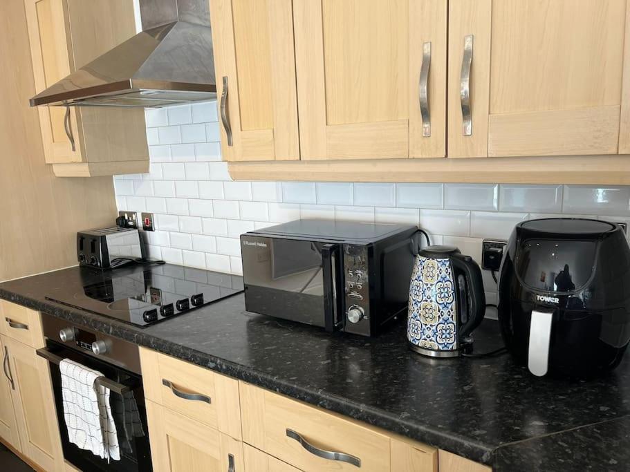 ווטפורד Bright And Calm Apartment - Watford מראה חיצוני תמונה